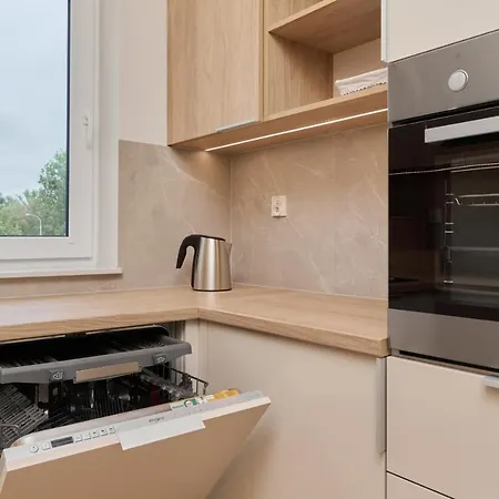 Beautiful 3-bedroom Gwiaździsta 18 By Renters * Wrocław