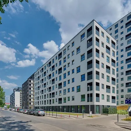 Beautiful 3-bedroom Gwiazdzista 18 By Renters * Wroclaw