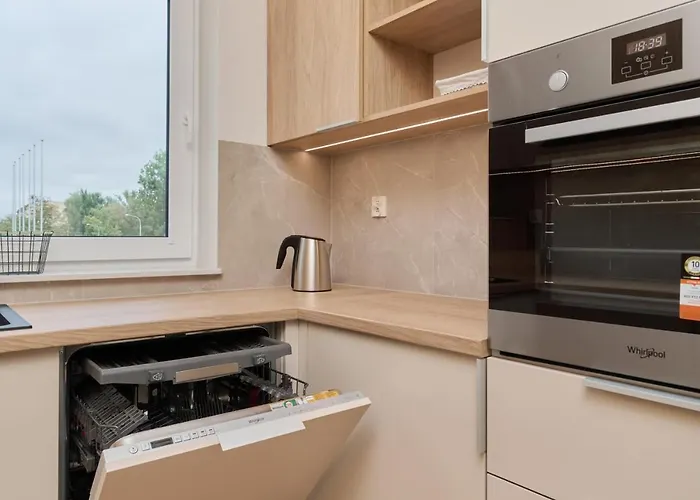 Beautiful 3-bedroom Gwiaździsta 18 By Renters * Wrocław