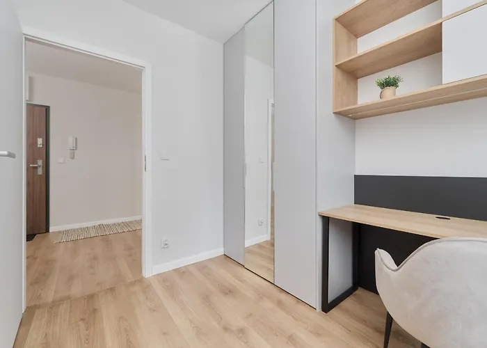 Apartament Beautiful 3-bedroom Gwiaździsta 18 By Renters Wrocław